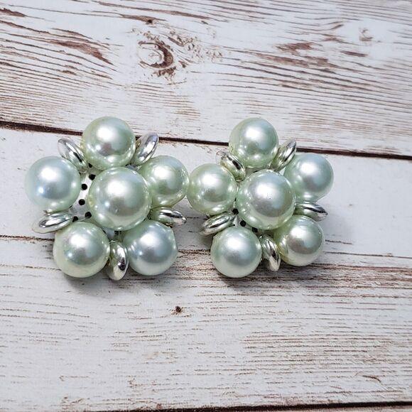 Vintage Clip On Earrings - Light Green Cluster Just Over 1 & 1/8" - Picture 2 of 7